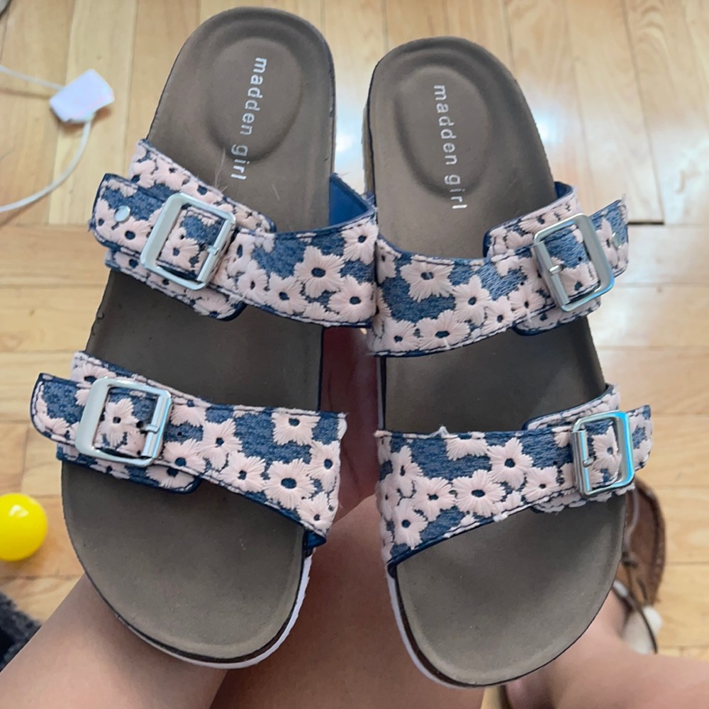 Madden girl sandals